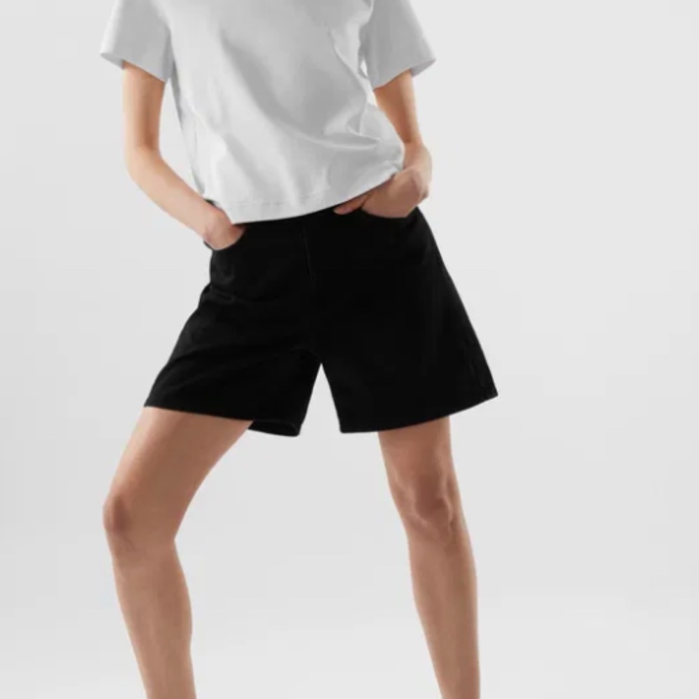 Cos Relaxed-Fit Denim Shorts